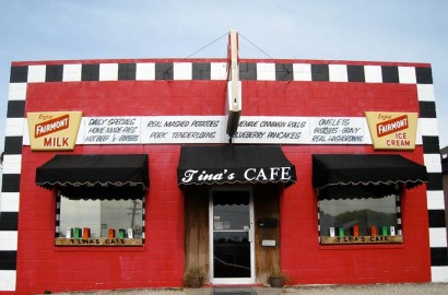Tina's Cafe